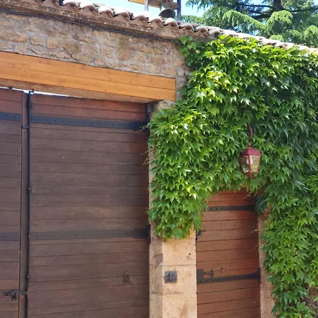Domaine Des Franchises - Beaujolais Village - Charme Et Authenticite Au Coeur Des Pierres Dorees