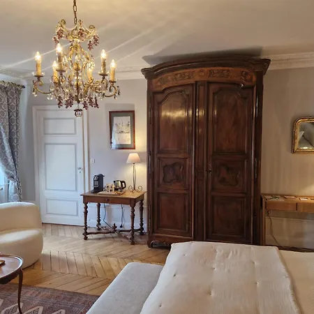 Bed & Breakfast Domaine Des Franchises - Beaujolais Village - Charme Et Authenticite Au Coeur Des Pierres Dorees