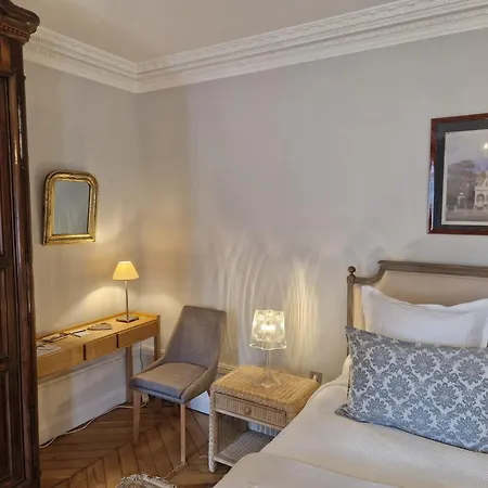 Bed & Breakfast Domaine Des Franchises - Beaujolais Village - Charme Et Authenticite Au Coeur Des Pierres Dorees