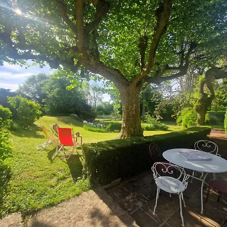 Domaine Des Franchises - Beaujolais Village - Charme Et Authenticite Au Coeur Des Pierres Dorees Bed & Breakfast Denice