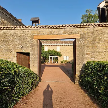 Bed & Breakfast Domaine Des Franchises - Beaujolais Village - Charme Et Authenticite Au Coeur Des Pierres Dorees *